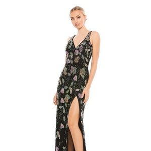 MacDuggal BLACK MULTI FLORAL BEADED SLEEVELESS EVENING GOWN